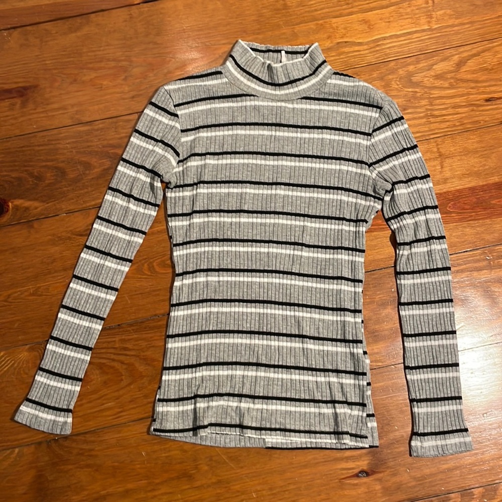 Frame Women's Striped Long Sleeve Mock Neck Top Gray Size S
